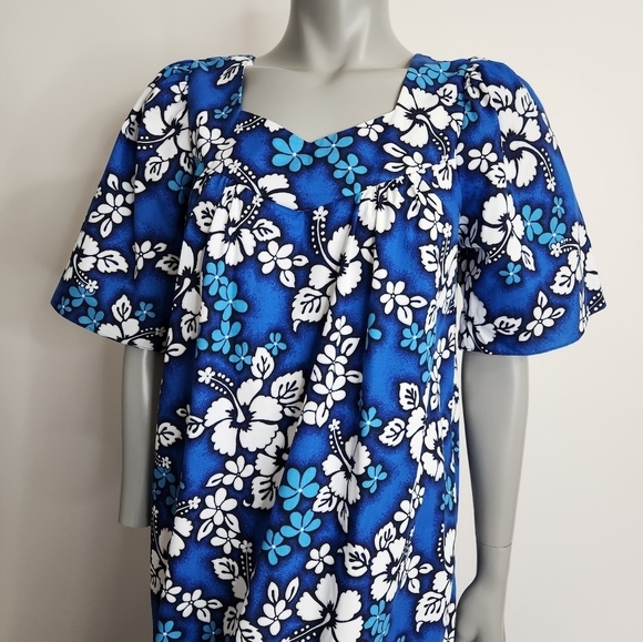 Vintage ChinLan Blue Hawaiian Floral Print MuuMuu Maxi Dress Size M - Picture 2 of 13
